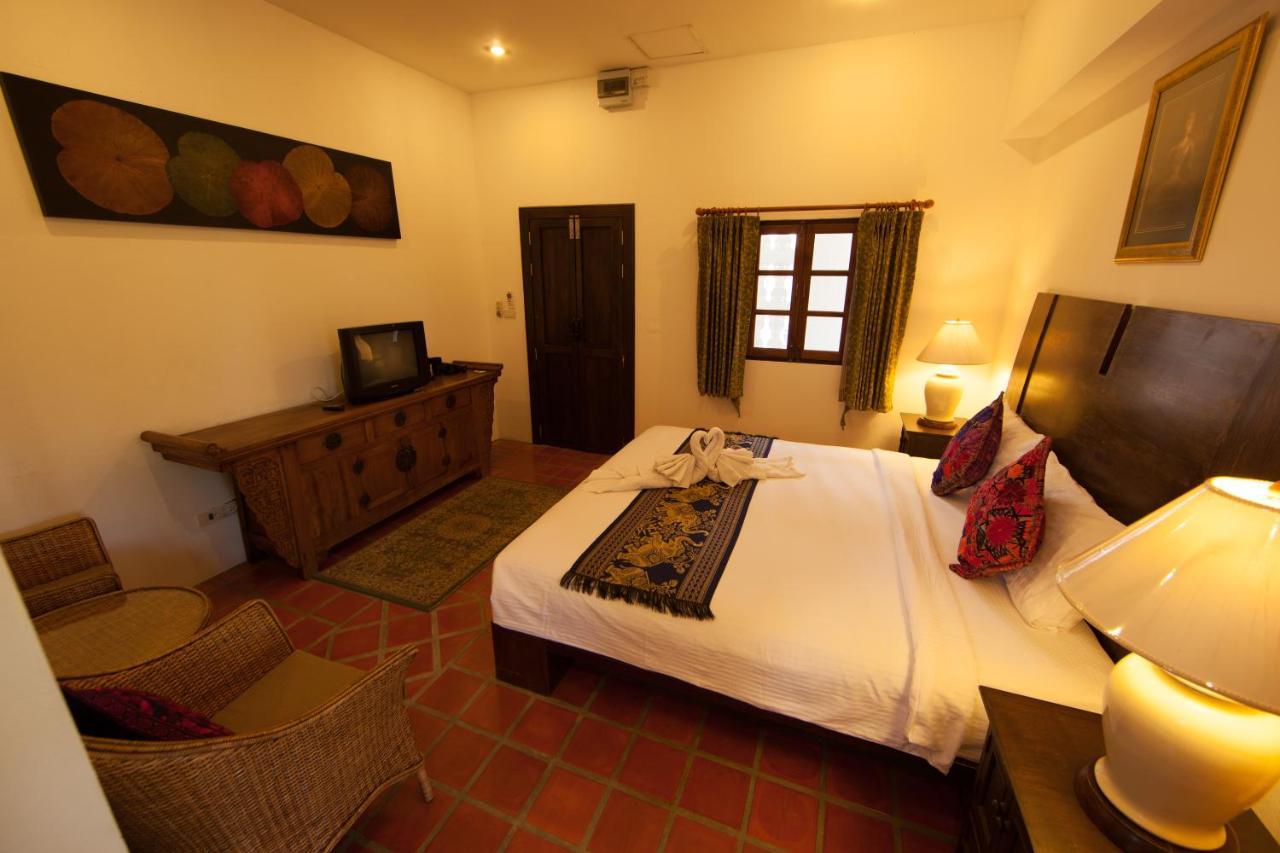 The Travellers Arms Hotel เชียงใหม่ ภายนอก รูปภาพ