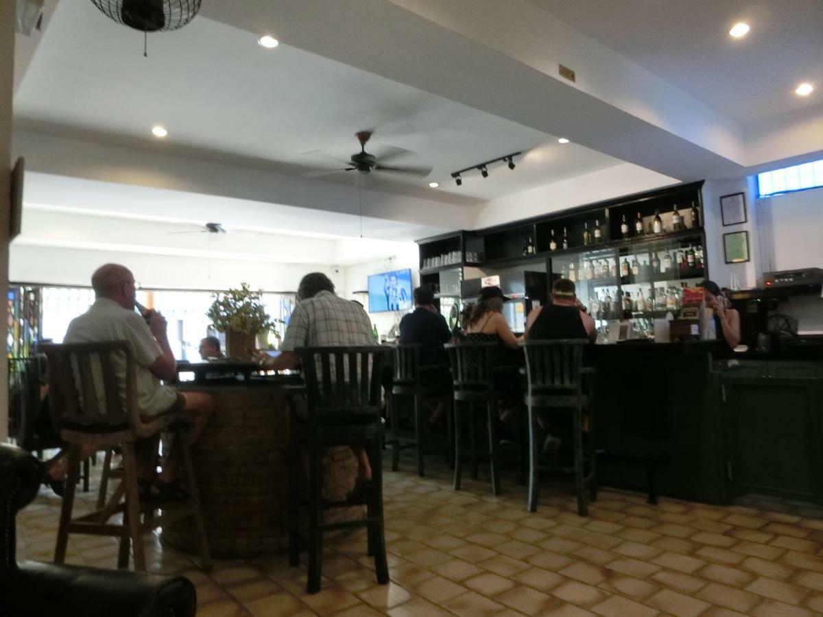 The Travellers Arms Hotel เชียงใหม่ ภายนอก รูปภาพ