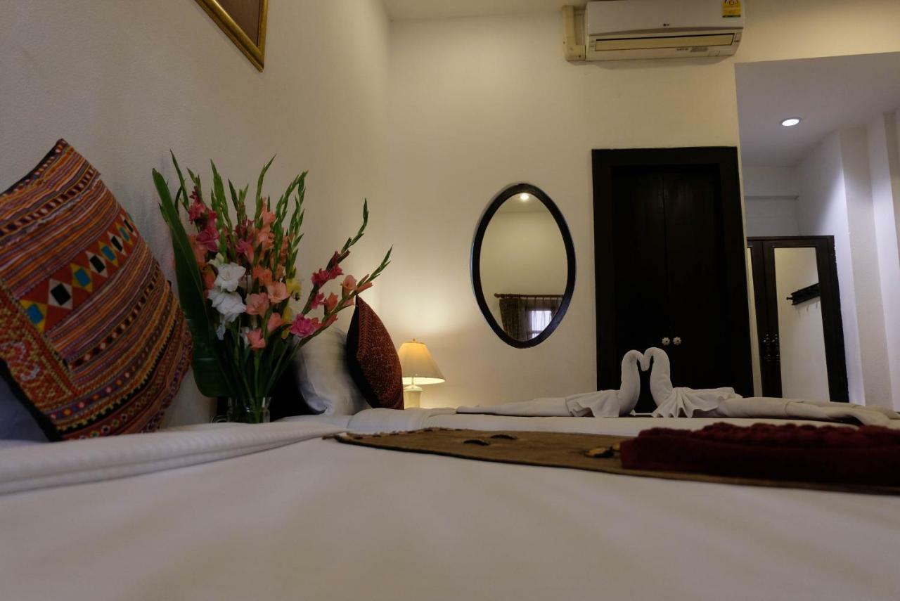 The Travellers Arms Hotel เชียงใหม่ ภายนอก รูปภาพ
