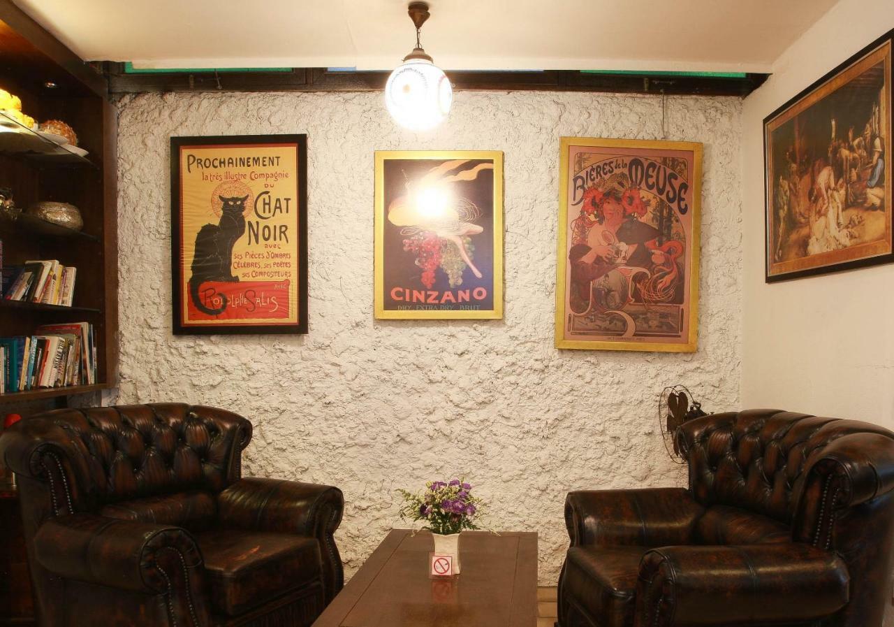 The Travellers Arms Hotel เชียงใหม่ ภายนอก รูปภาพ
