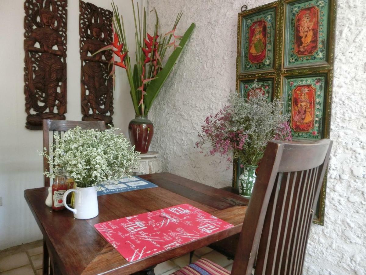 The Travellers Arms Hotel เชียงใหม่ ภายนอก รูปภาพ