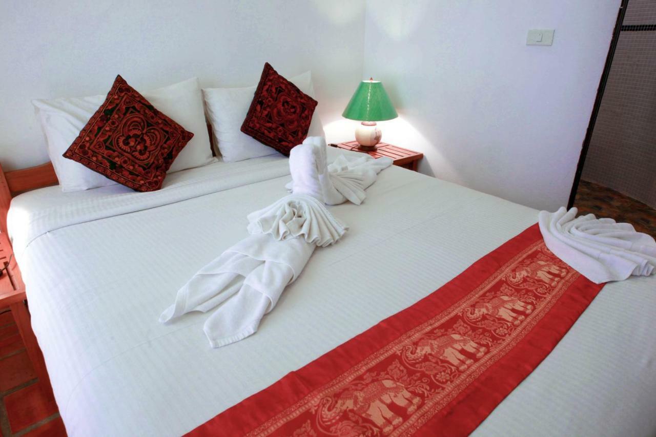 The Travellers Arms Hotel เชียงใหม่ ภายนอก รูปภาพ